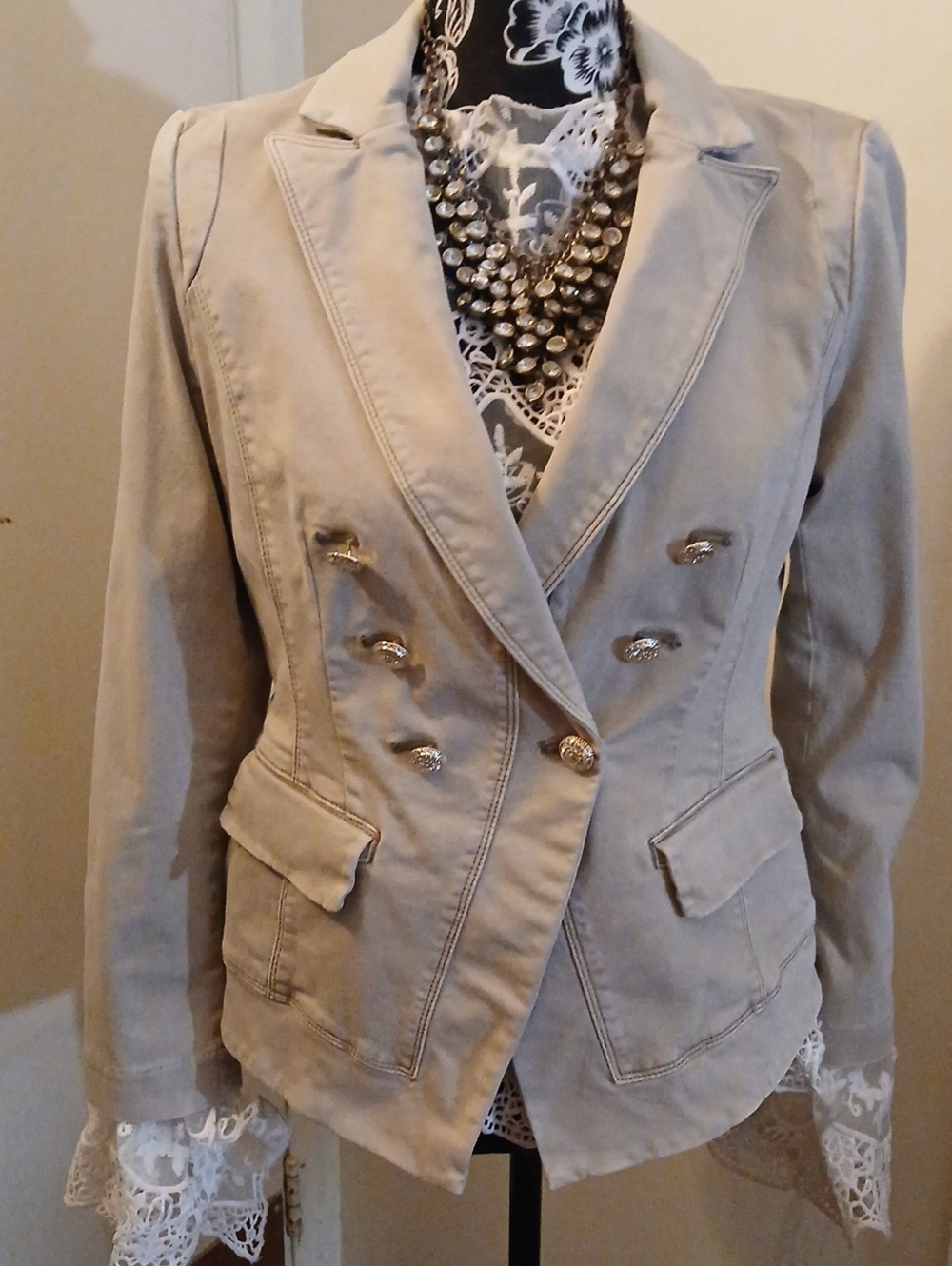 Women’s Double-Breasted Cream Blazer Jacket